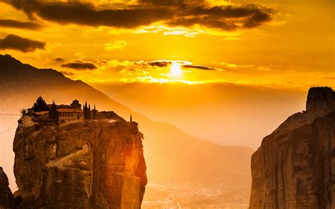 Meteora Sunset Tour - Tourist Journey