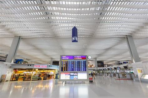 Hong Kong Airport Terminal 2 in China Editorial Image - Image of ...