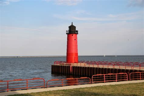 Milwaukee Pierhead Lighthouse | Historic Milwaukee Pierhead … | Flickr