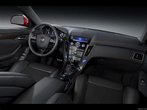 Cadillac CTS-V Wagon (2012) | Interior