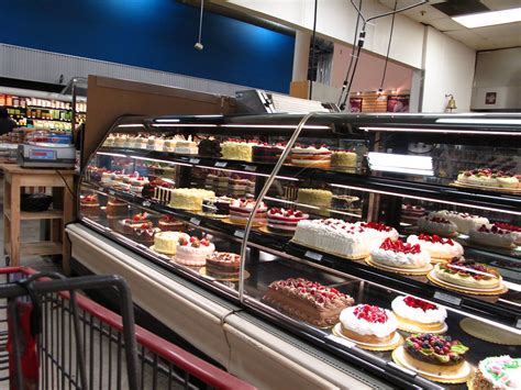 HEB Grocery- Bakery | mmmmm.. I love to stare at these. | alachia | Flickr