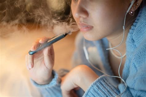 Kids and vaping: What every parent should know : Inside Children's Blog