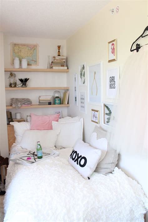 My 3 Decor Tips To Decorate A Dorm Room - Jillian Harris