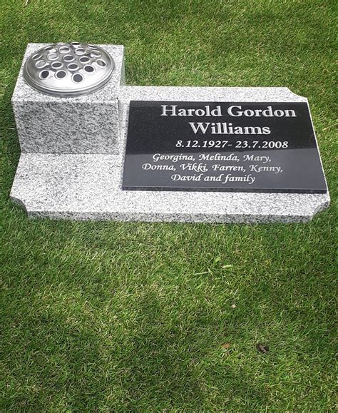 Large Granite Memorial Flat Headstone Marker Flat Memorial Stone Grave Marker - Headstones ...