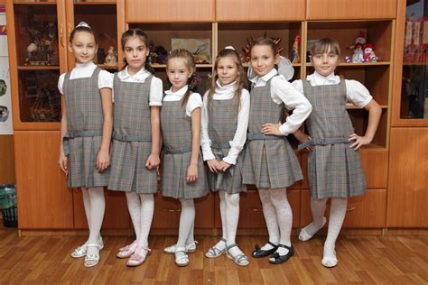 школьная форма ~~~ school uniforms in Russia | ファッション, スーパー戦隊