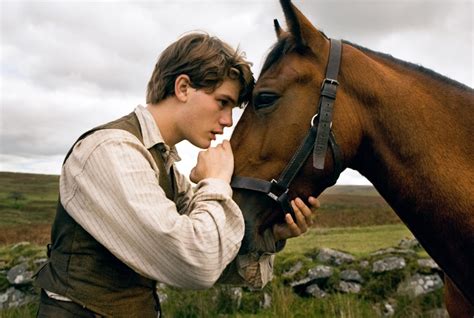 War Horse movie review & film summary (2011) | Roger Ebert