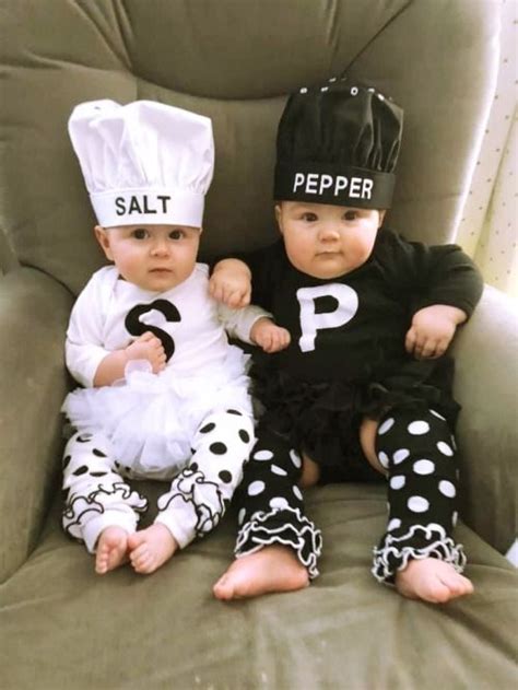 Twin Halloween Costumes That Your Kids Will LOVE | Baby twin halloween costumes, Cute baby ...