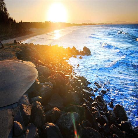 Belongil Beach Sunrise, Australia | Sunrise beach, Byron bay beach, Sunrise