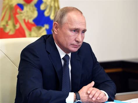 Skepticism Greets Putin's Announcement Of Russian Coronavirus Vaccine ...