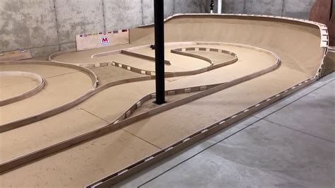 Custom Indoor RC track with high bank turns for 1/18 and 1/24 scale vehicles - YouTube