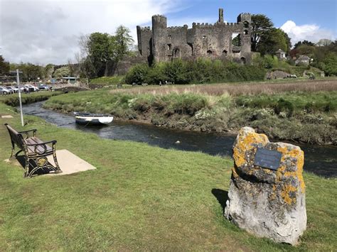 8 Interesting Things to Do in Laugharne Wales (plus Dylan Thomas' Boathouse)