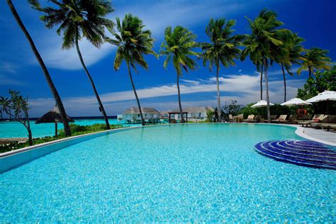 Centara Grand Island Resort & Spa – Hummingbird Travel