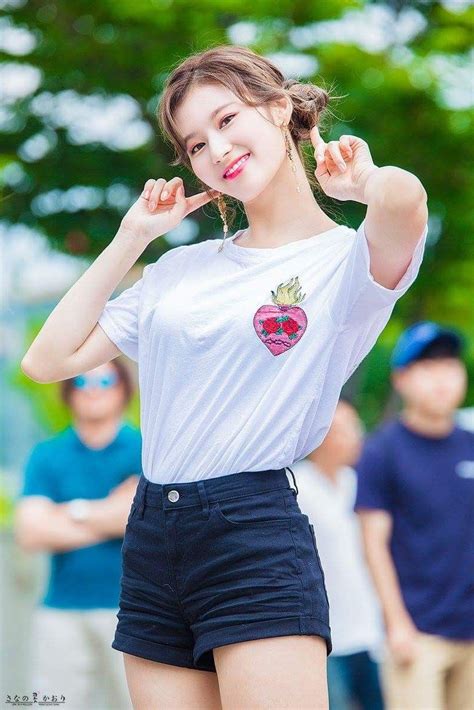 Sana-Twice 180714 Music Core Mini Fan Meeting | Sana minatozaki, Looks ...