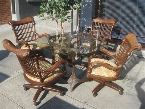 UHURU FURNITURE & COLLECTIBLES: SOLD - Sun Room Table and Chair Set - $125