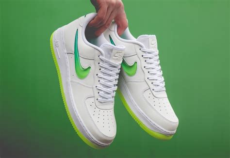 Nike Air Force 1 White Hyper Jade Volt AT4143-100 Release Date - SBD