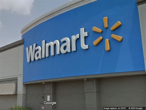 Walmart Eliminates Single-Use Bags In New York Stores | Farmingdale, NY ...