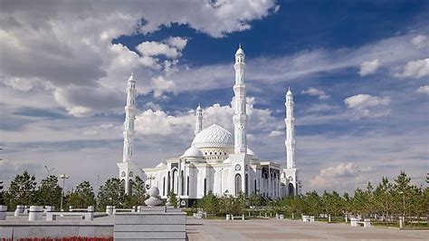 The Culture, Customs and Traditions of Kazakhstan - WorldAtlas.com