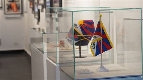 Tibetan National Flag - Tibet Museum