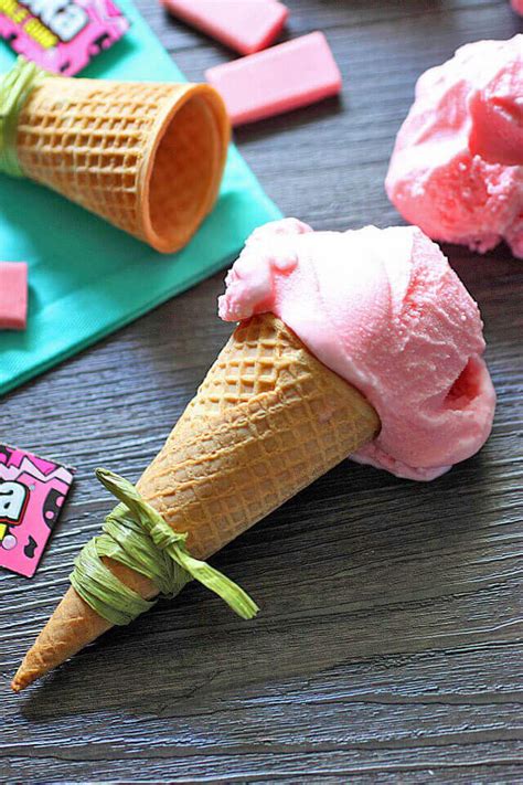 Bubblegum Ice Cream Recipe {Easy Homemade Dessert with Bazooka}