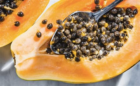 Have You Tried Papaya Seeds? Here Are 7 Reasons Why You Should