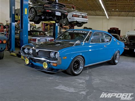 Mazda RX-4 - Information and photos - MOMENTcar