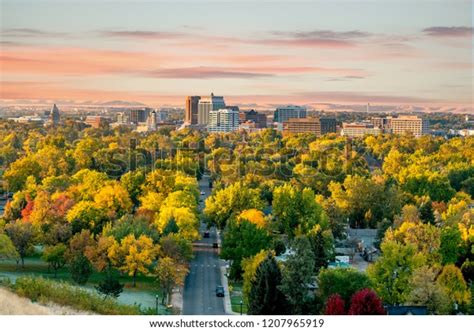 Fall Colors City Trees Boise Idaho Stock Photo (Edit Now) 1207965919