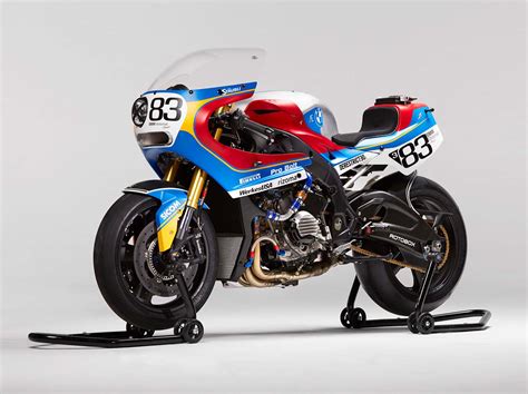 Praëm BMW S1000RR - Getting Modern with Retros