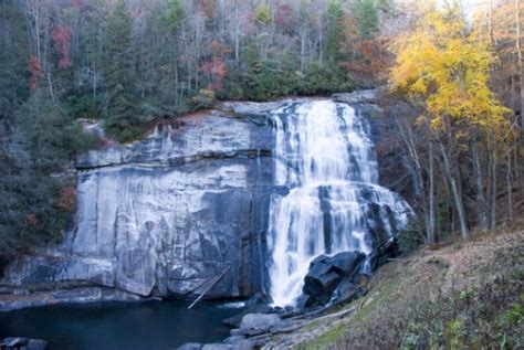 Turtleback Falls and Rainbow Falls - Southern Highroads Trail