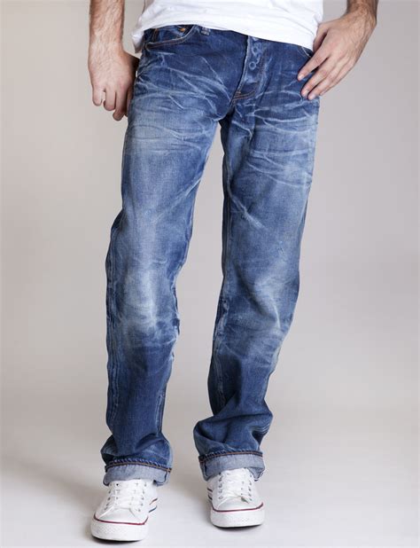 Top Brands Offering the Best Jeans for Men - The Glimpse