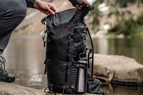 Matador Freerain32 Waterproof Packable Backpack | The Coolector