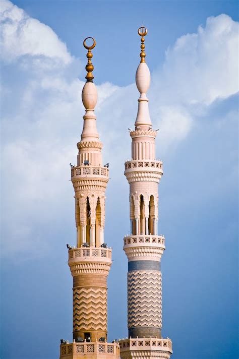 minarets echo the call to prayer - beautiful - Saudi Arabia Morrocan Architecture, Islamic ...