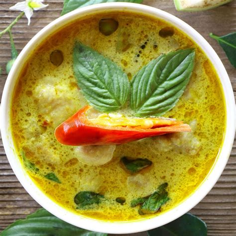 Bombil Fish Recipe - Bombil Green Curry In Konkani Style - Blog