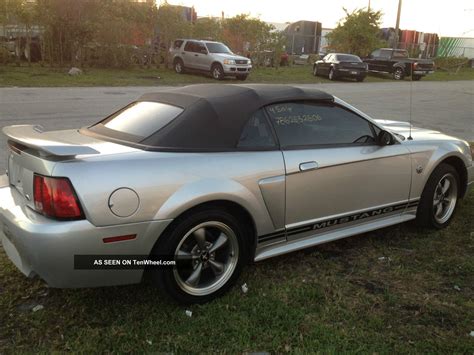 2004 Ford mustang gt convertible horsepower