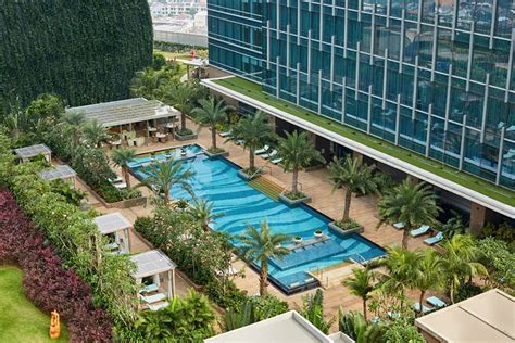 Raffles Jakarta Pool: Pictures & Reviews - Tripadvisor