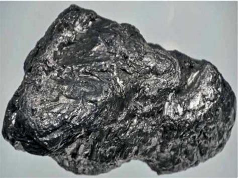 Graphite Mineral | Physical - Optical Properties, Uses, Occurrence