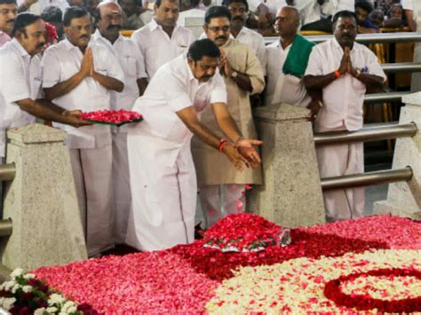 edappadi palaniswami: Tamil Nadu CM Edappadi Palaniswami to seek vote of confidence on Saturday ...