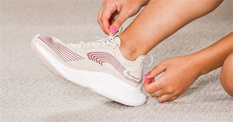 14 best shoes for neuropathy 2024 — plus podiatrist shopping tips