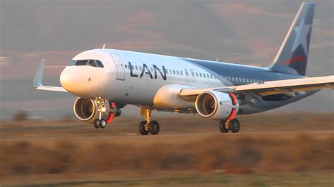 LAN Airlines A320 Sharklets CC-BFO LANDING RWY30 SCSE - YouTube