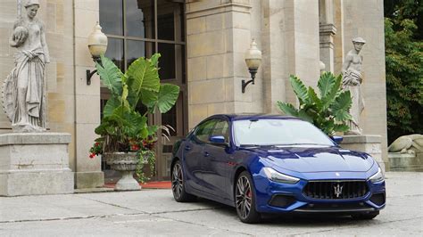 2021 Maserati Ghibli Trofeo Review | AutoTrader.ca