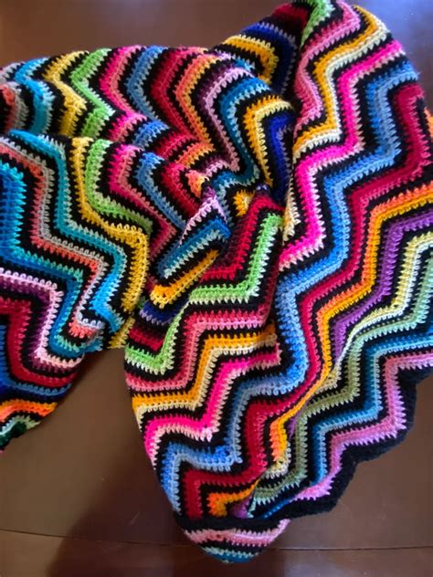 Crochet Ripple Blanket Pattern Basic Chevron Afghan Scrap Blanket ...