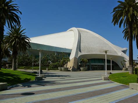 Orange County Structure: Anaheim Convention Center is a Major Center of Activity