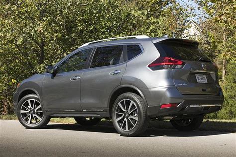 2018 Nissan Rogue: New Car Review - Autotrader