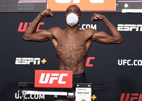 Jalin Turner brought an actual tarantula to the scale for his UFC Vegas 10 weigh-in