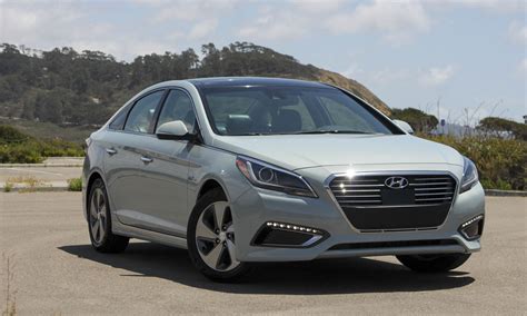 2016 Hyundai Sonata Hybrid / Plug-In: First Drive Review - autoNXT.net