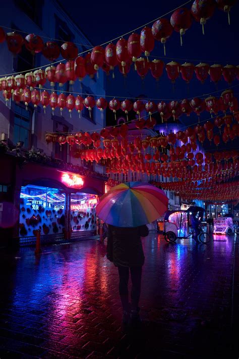 Rainy night in London. : r/SonyAlpha