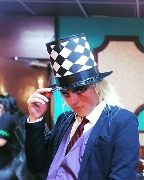 Really late but pics of my Speedwagon Cosplay in an event | Cosplay Amino