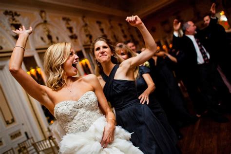 Glamorous Memphis wedding at Peabody Hotel | Memphis weddings, Peabody ...