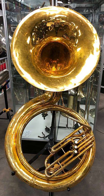 Tubas Buying Guide | music | Tuba, Buying guide, Euphoniums