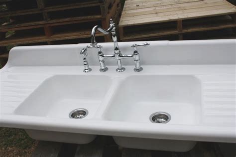 Old Fashioned Kitchen Sink With Drainboard https://festivalmontmelas ...