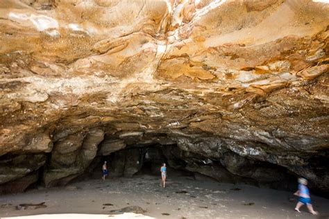 5 Epic Things to Do in Caves Beach - iCentralCoast